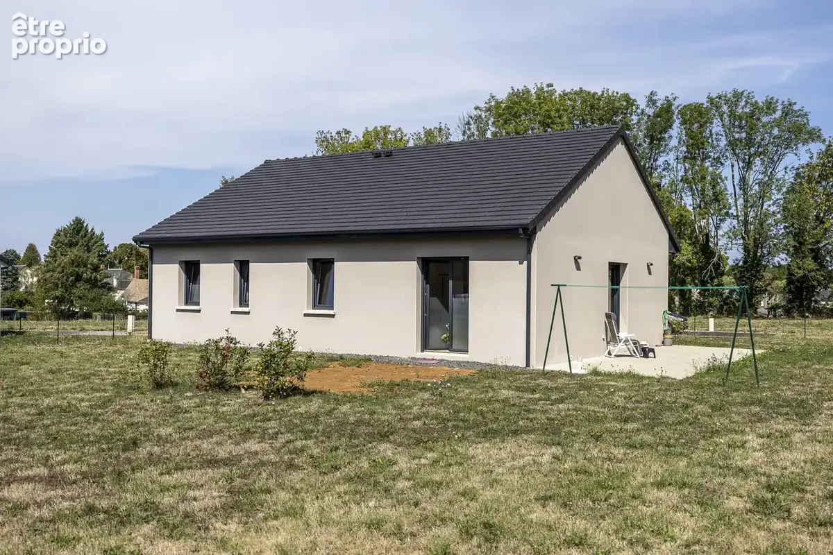 Maison 79 m² à Pleaux  - photo 2