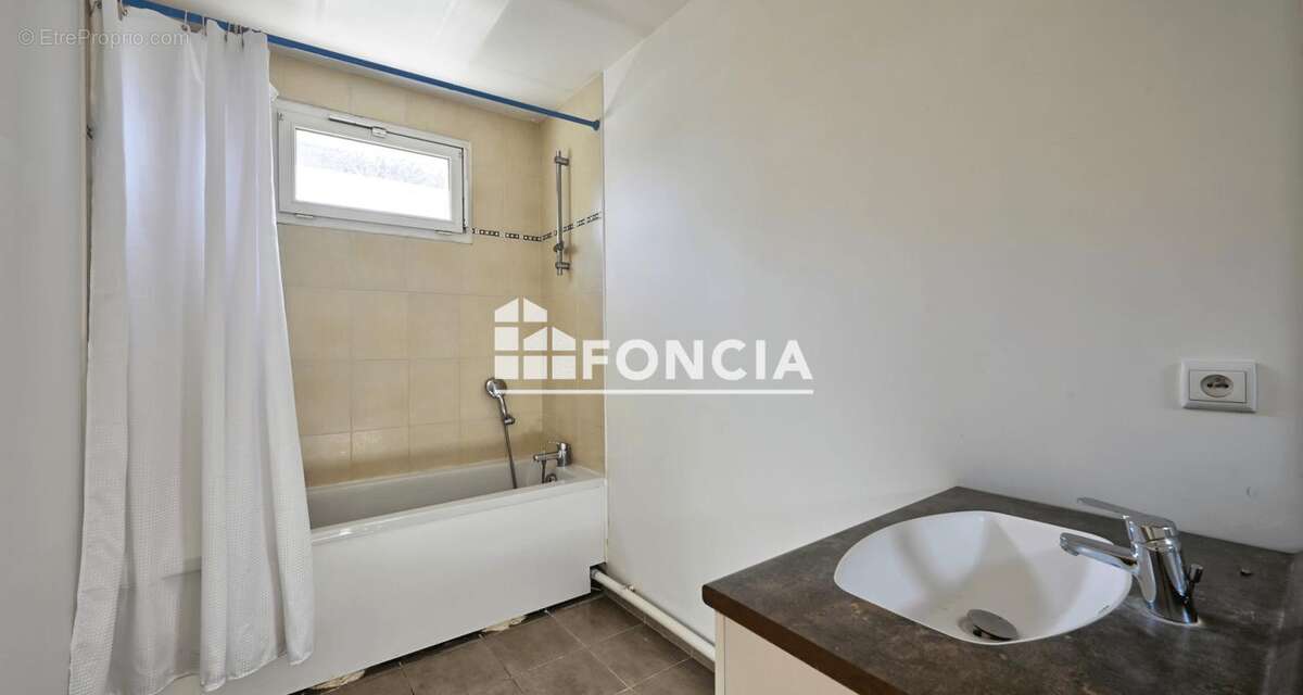 Appartement à MANTES-LA-JOLIE