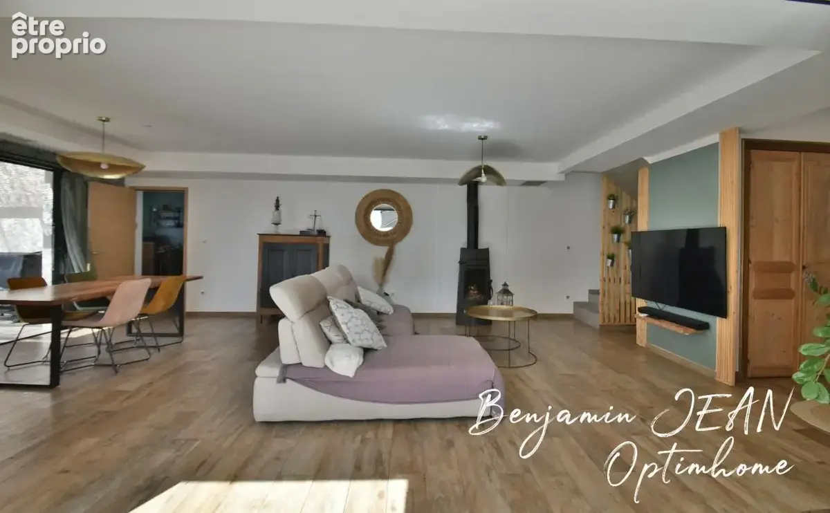 Exclusivité : Maison récente F4/F5 avec piscine et garage - photo 16
