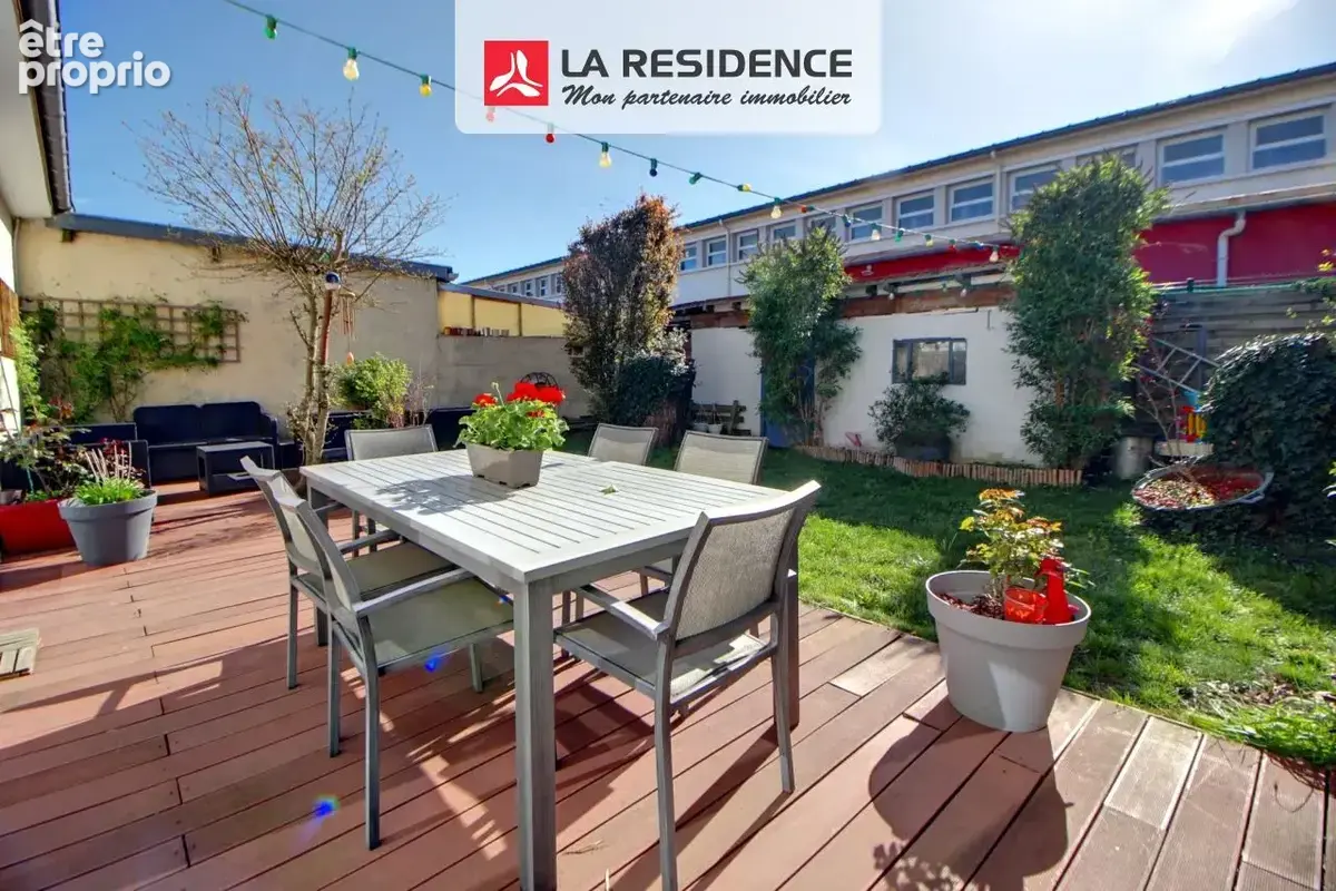 Maison 81 m² à Les Clayes-Sous-Bois  - photo 7