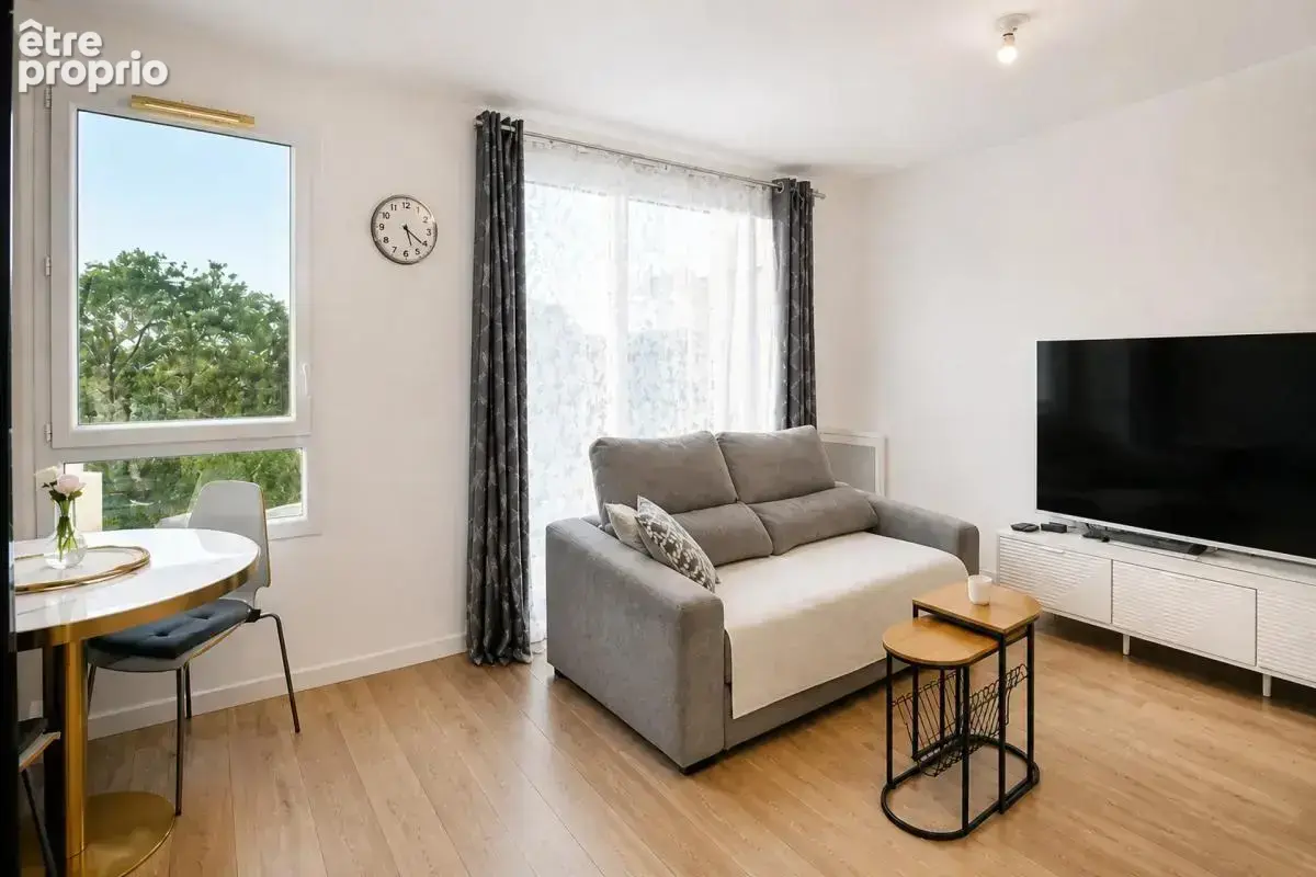 Appartement à DAMMARIE-LES-LYS