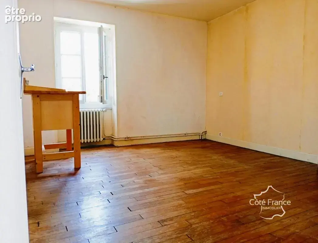 Jolie maison avec cabanon, jardin, garage et toiture neuve - photo 11