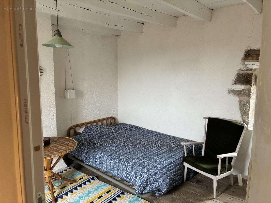 Maison à VIAZAC