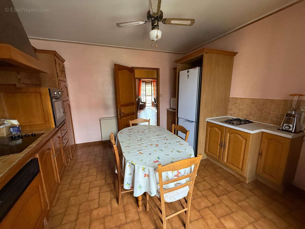 Maison à MONTAGNAC