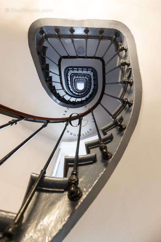 Appartement à PARIS-5E