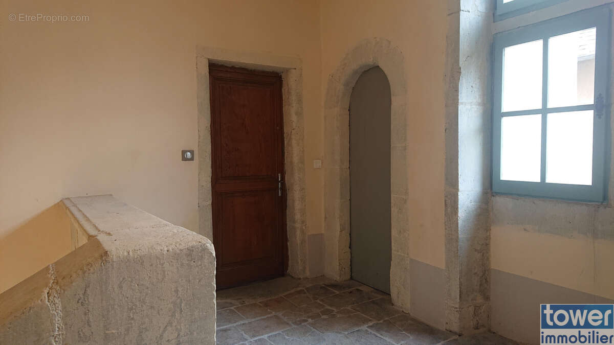 Appartement à VILLEFRANCHE-DE-ROUERGUE