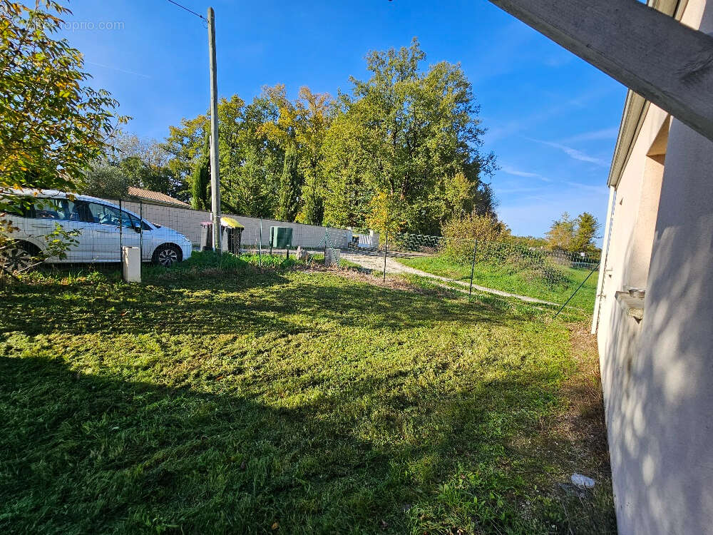 Maison à LA COURONNE