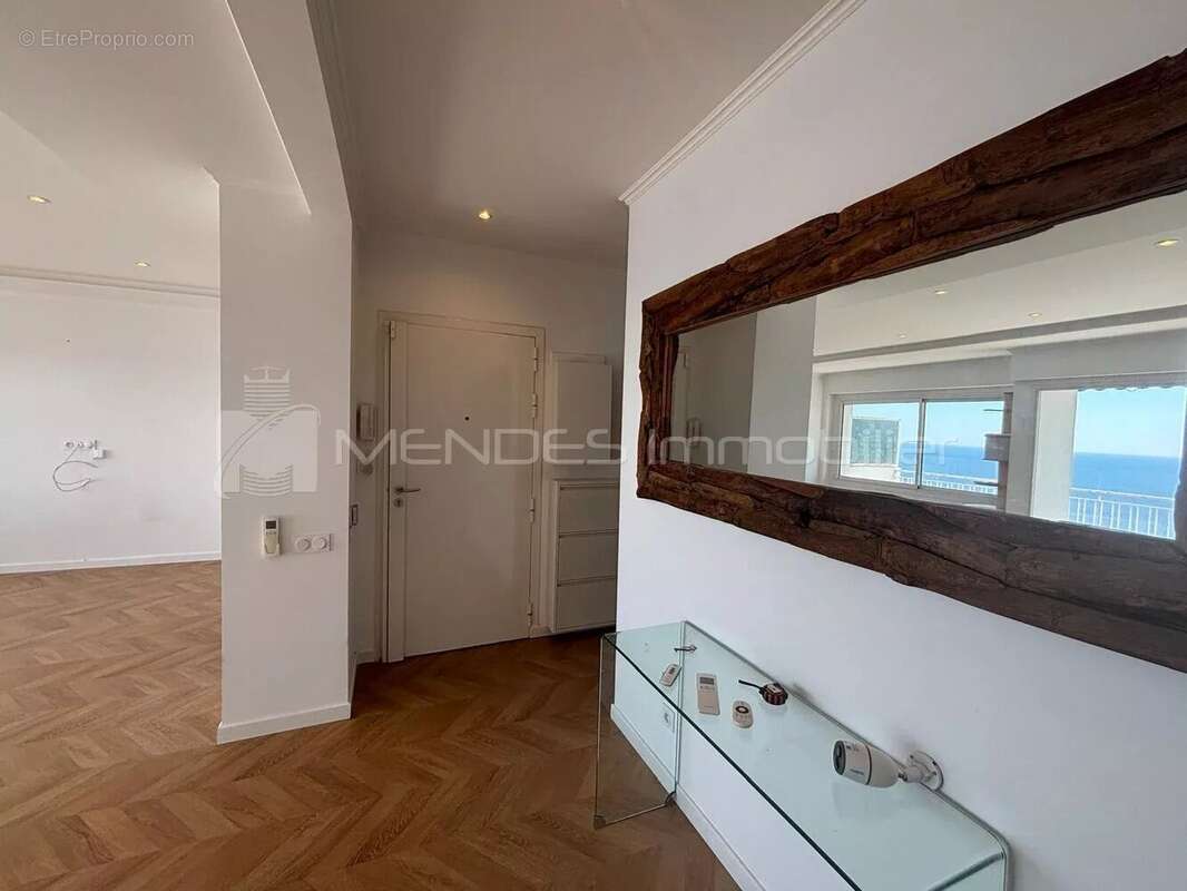 Appartement à ROQUEBRUNE-CAP-MARTIN