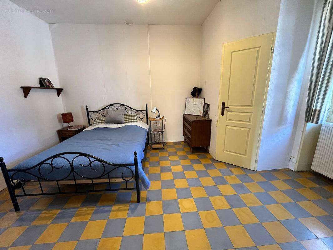 Maison à SAINT-ALBAN-AURIOLLES