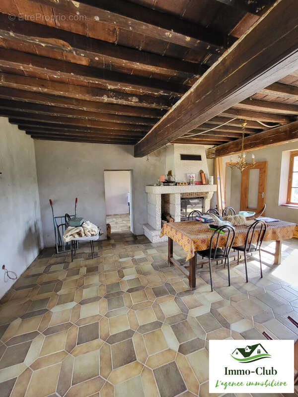 Maison 100 m² à Montigny-En-Morvan  - photo 4