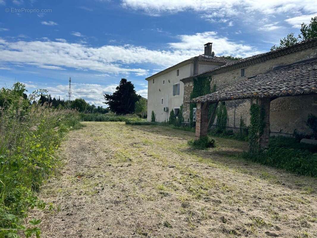 Maison à MONTEUX