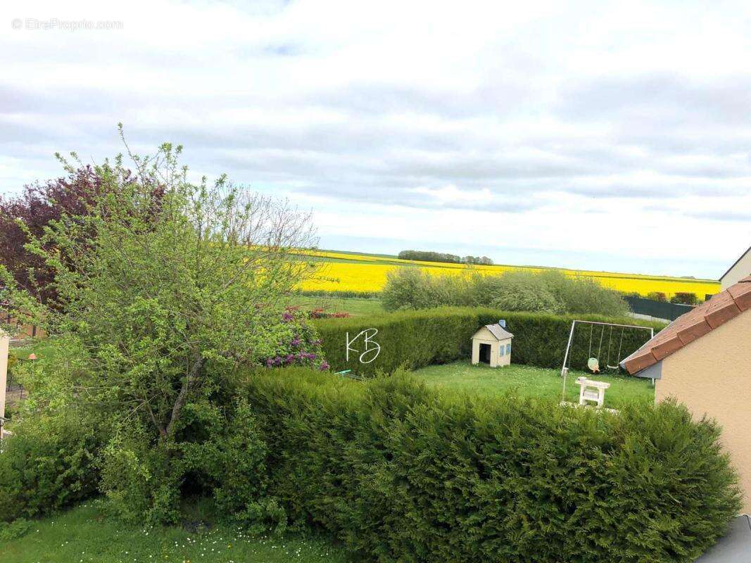 Maison à COLTAINVILLE