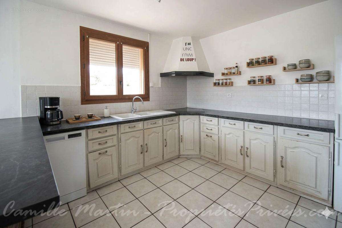 Maison à PUGET-SUR-ARGENS