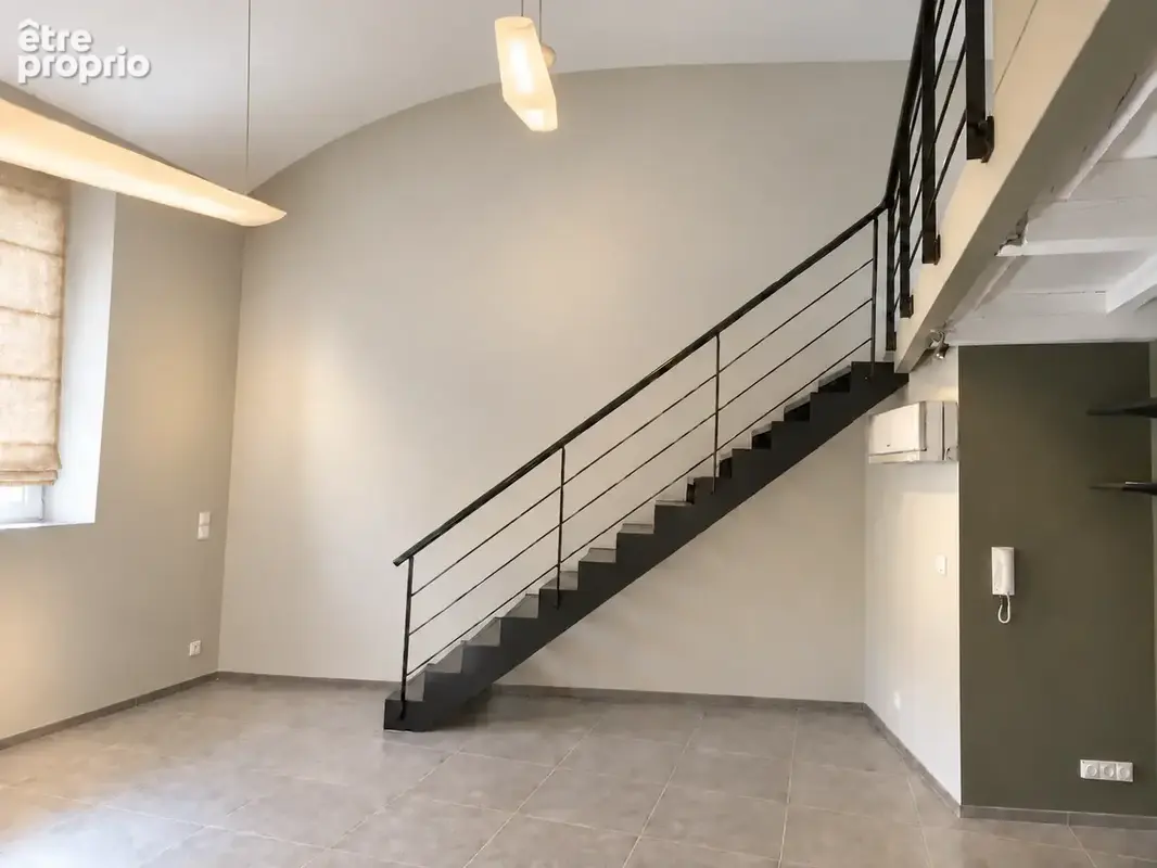 Appartement Loft en duplex, avec place de parking sécurisée - photo 4