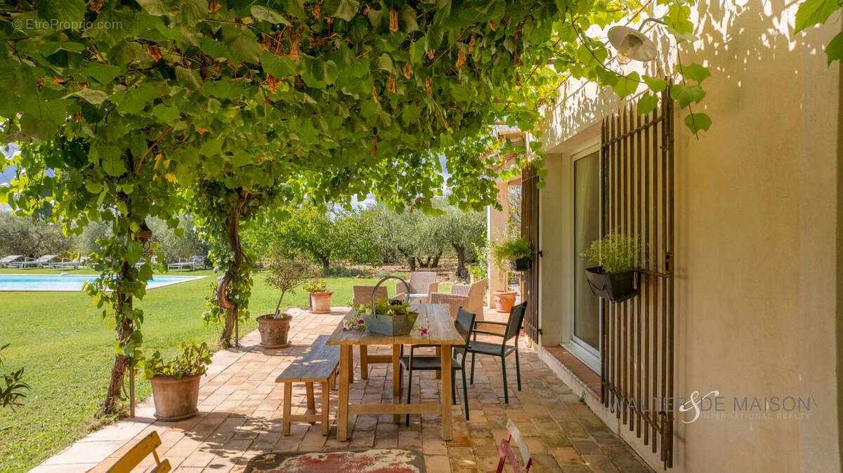 Maison à ROCHEFORT-DU-GARD