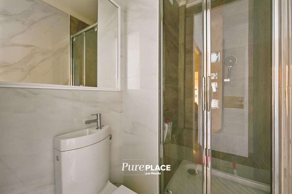 Appartement à LEVALLOIS-PERRET