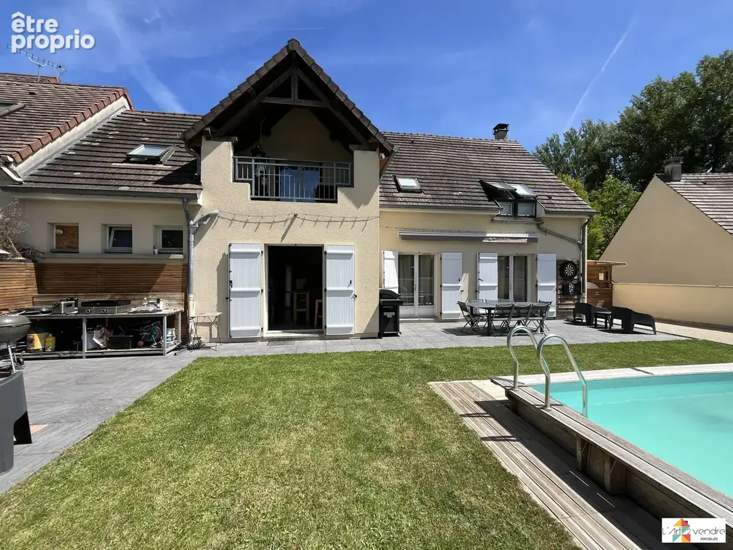 Maison 146 m² à Cesson  - photo 1
