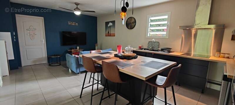 Maison à SAINTE-ROSE