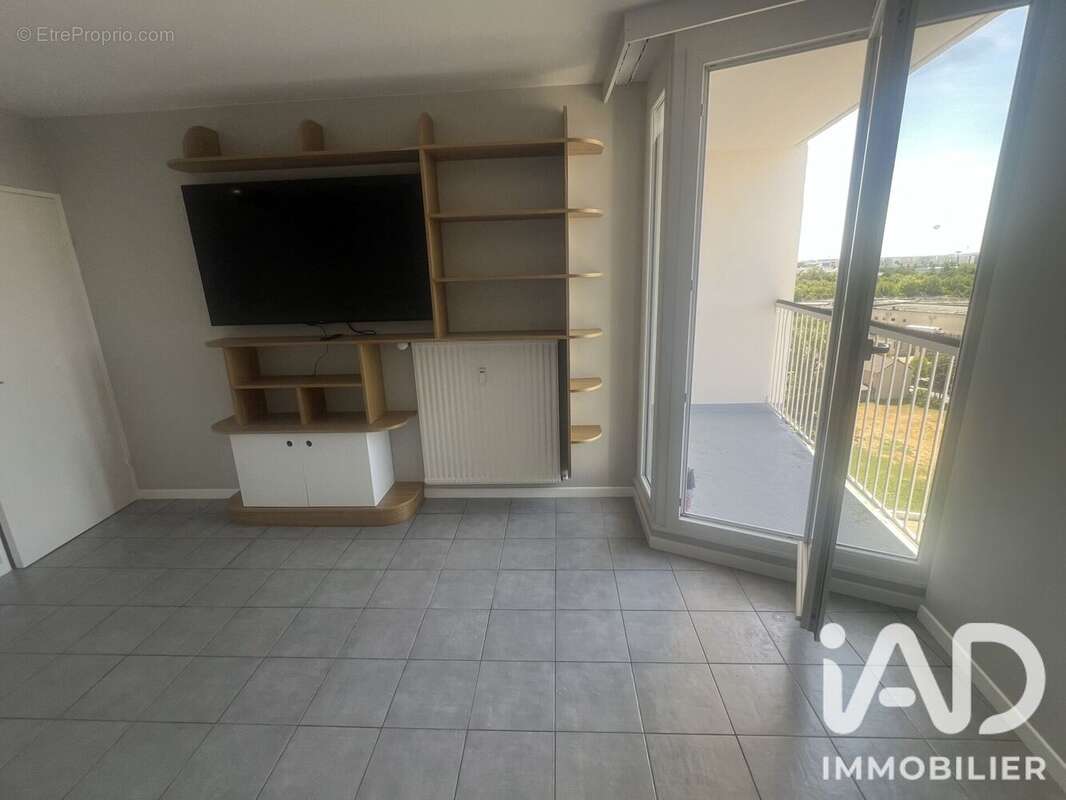 Photo 2 - Appartement à THIAIS