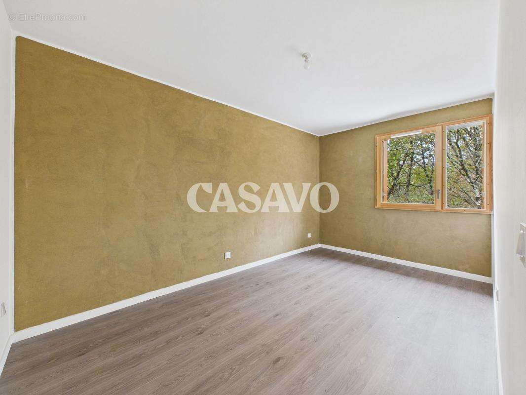 Appartement à AMBARES-ET-LAGRAVE