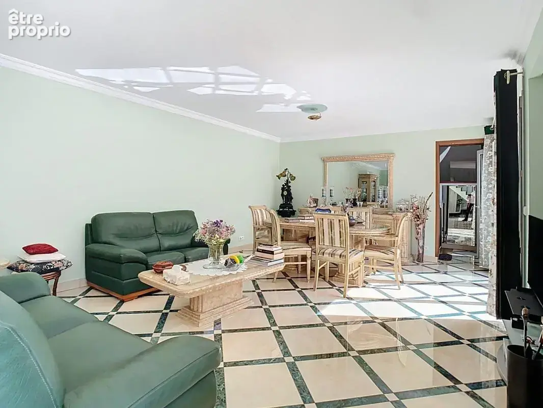 2 maisons (286 m² habitables/352 m² au sol en tout) sur un terrain de 850 m² à 20 MN à pieds du RER D "FOSSES - SURVILLIERS" - photo 36