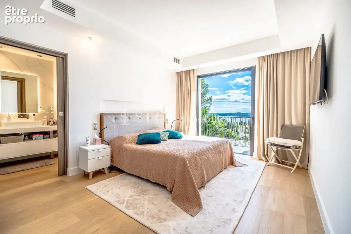 Maison 5 pièces 280 m² à vendre à Sainte-Maxime (83120) - photo 7