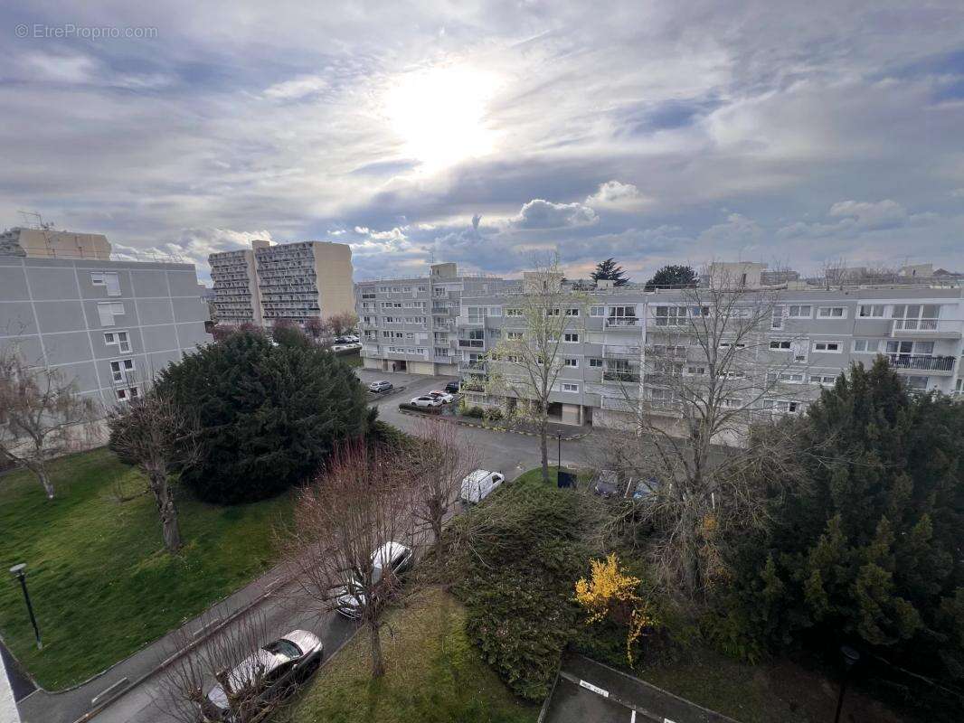 Appartement à PLAISIR