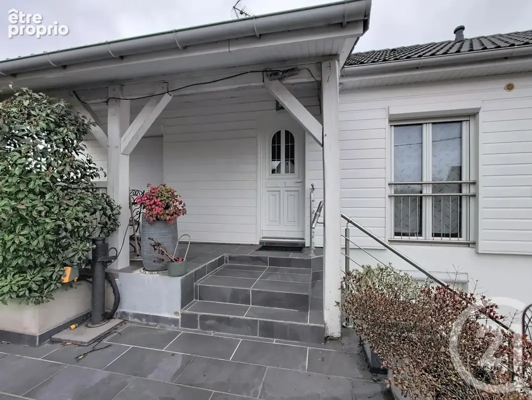 Maison 5 pièces 118 m² à vendre à Vaux-Le-Penil (77000) - photo 6