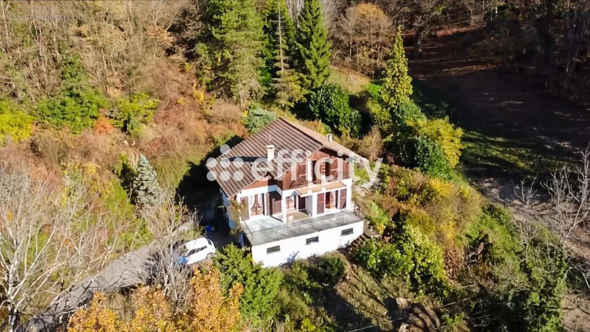 Maison à AYSE