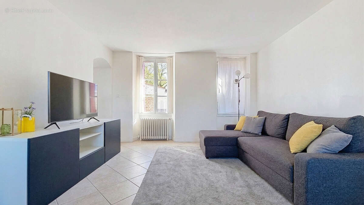 Maison à FERRIERES-EN-BRIE