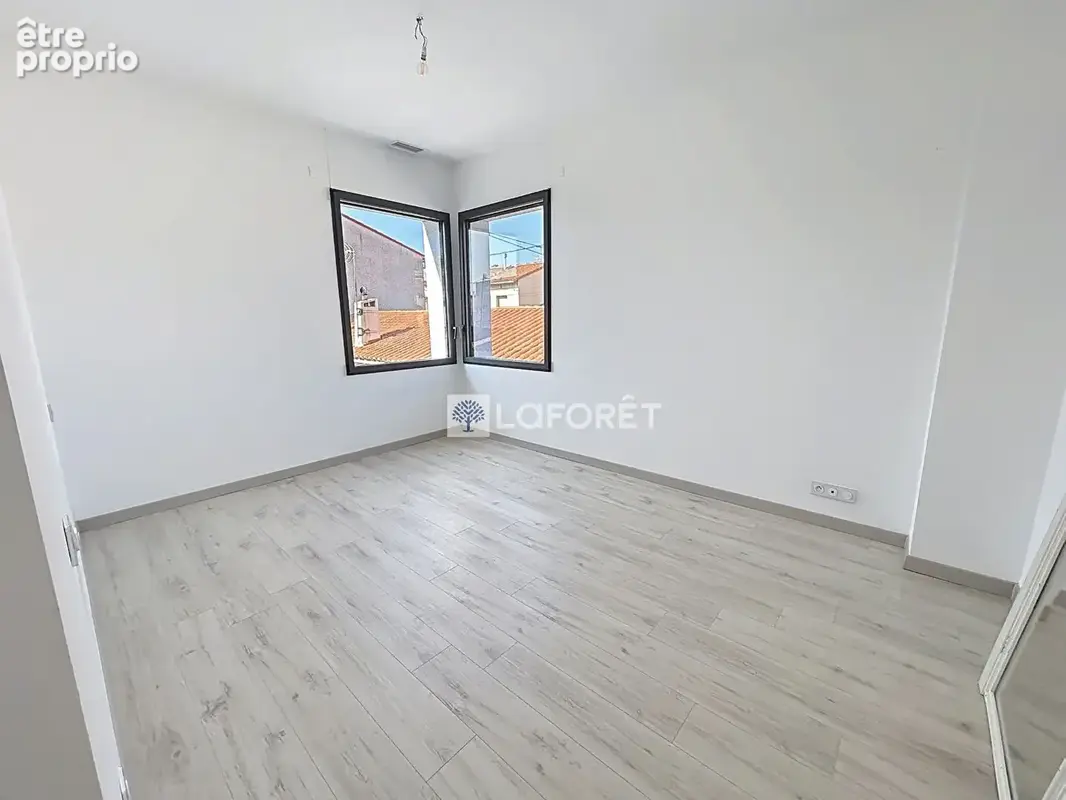 Perpignan Maison contemporaine  -147 m² - 4 faces - Terrain traversant de 500 m² - photo 5