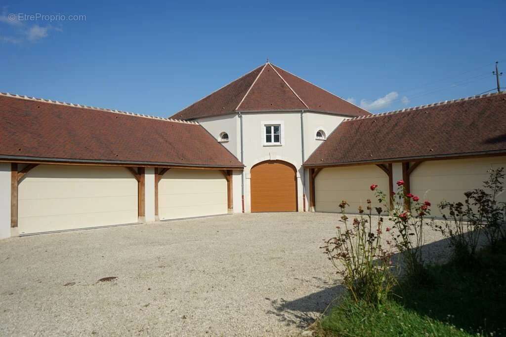Maison à CHEVANNES