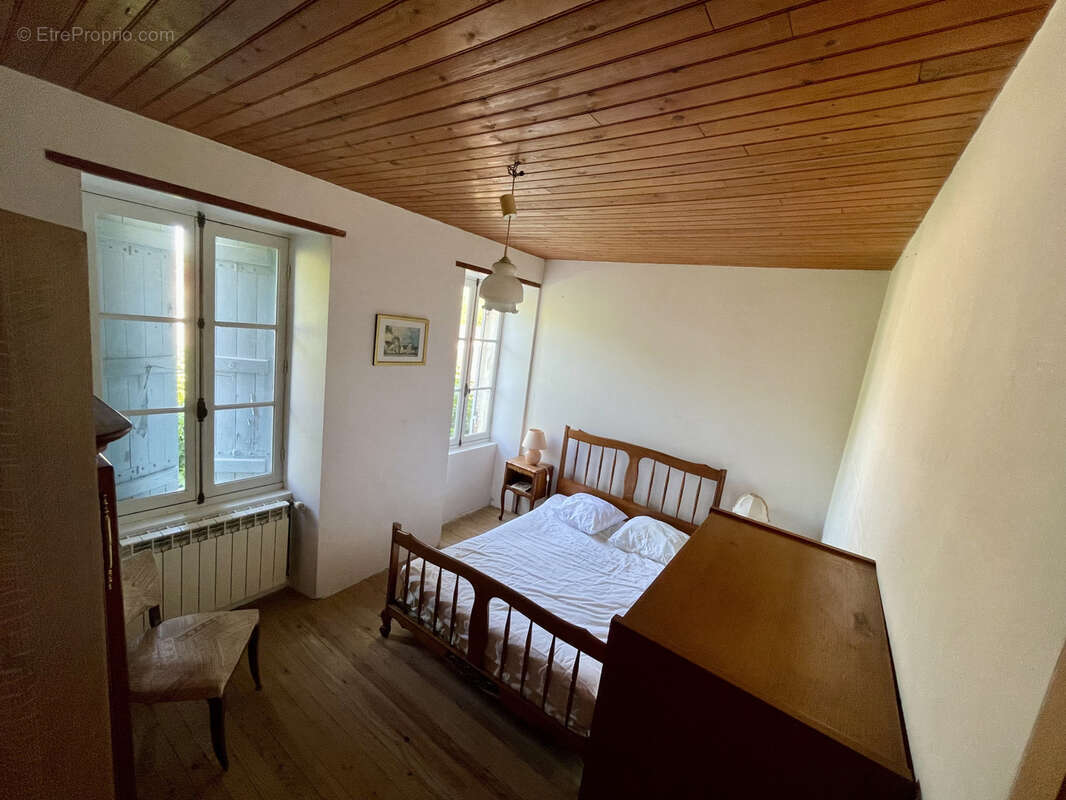 Maison à SAINT-SAVINIEN