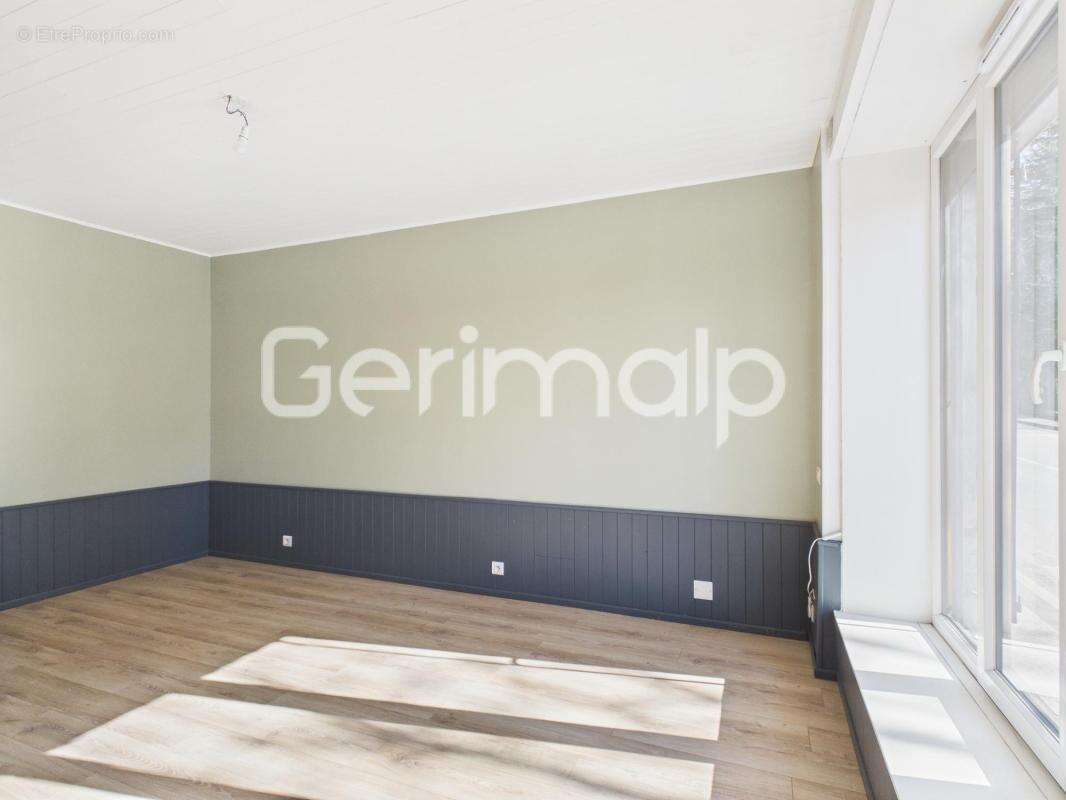Appartement à MENTHON-SAINT-BERNARD