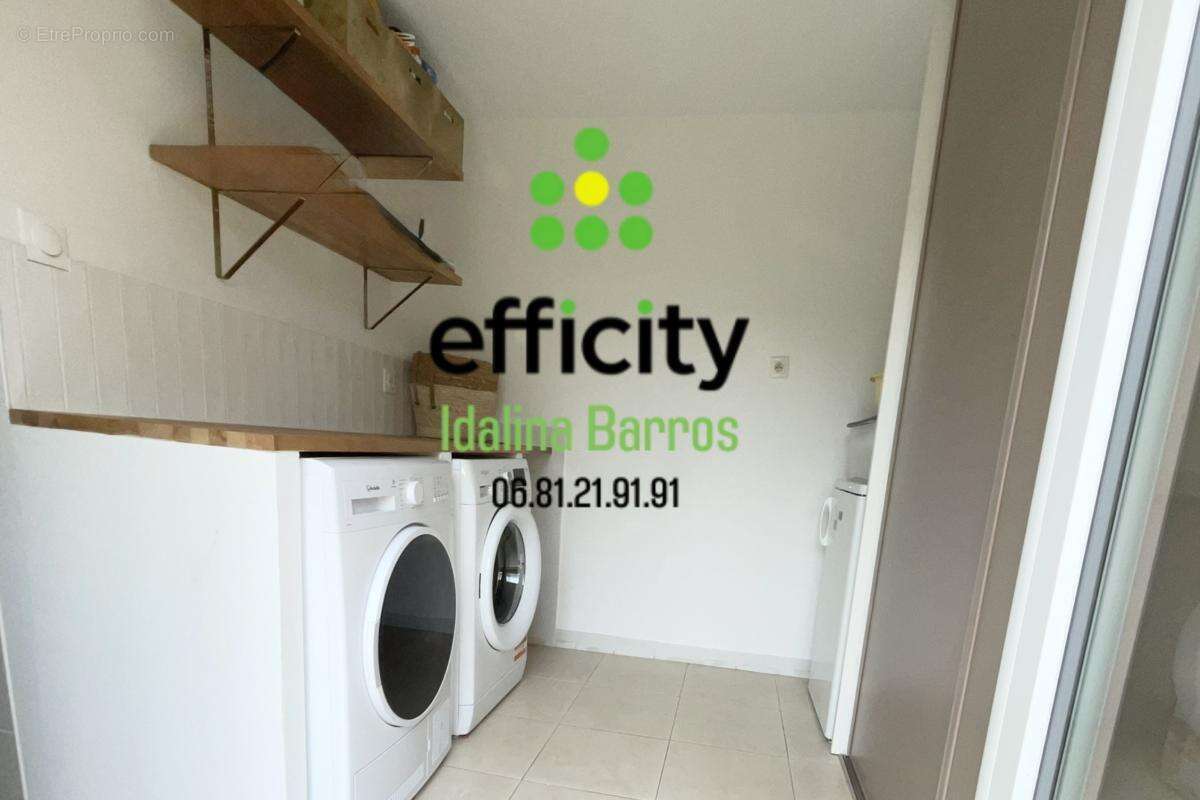 Maison à ROULLET-SAINT-ESTEPHE