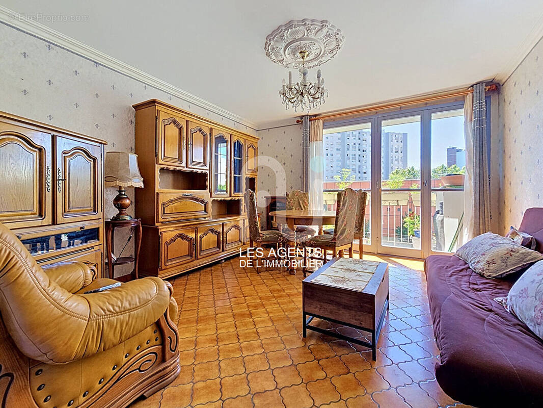 Appartement à ASNIERES-SUR-SEINE