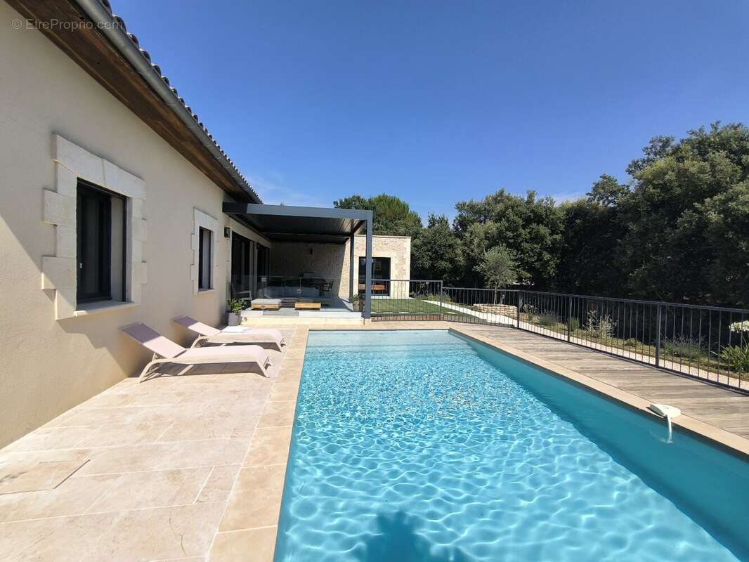 Maison à UZES