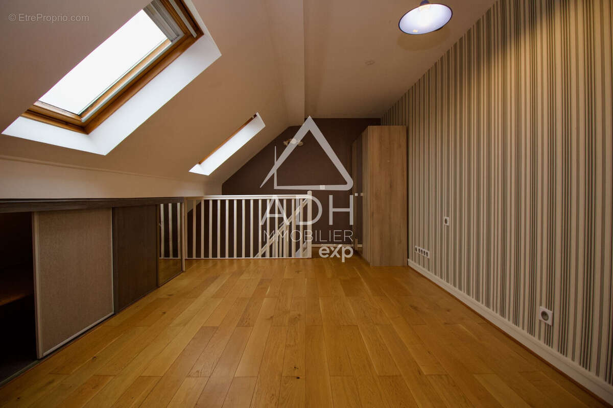 Appartement à JOUARS-PONTCHARTRAIN
