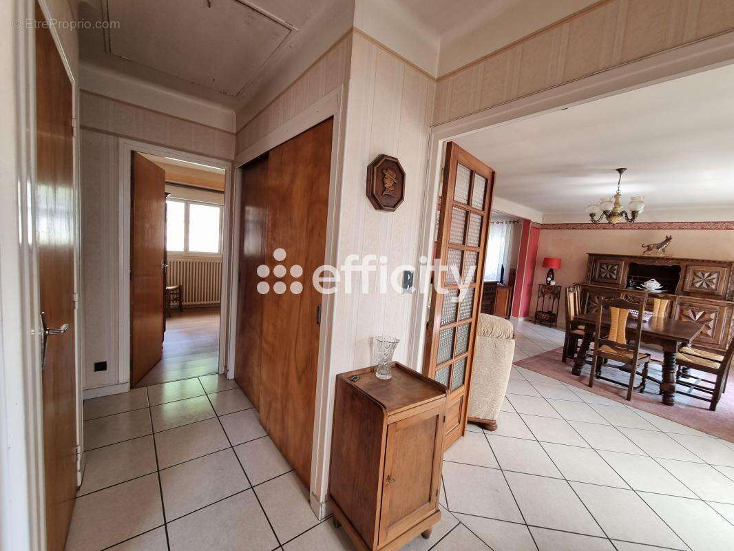 Maison 84 m² à Saint-Alban-Sur-Limagnole  - photo 14