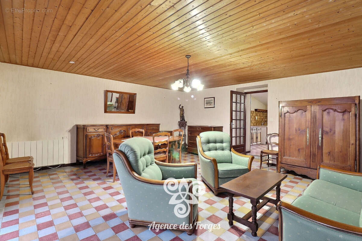 Maison à LA REMAUDIERE