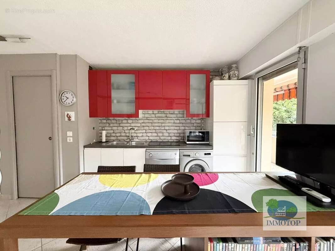 Appartement à ROQUEBRUNE-CAP-MARTIN