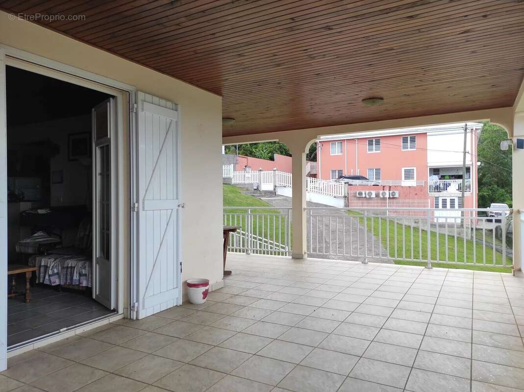 STE LUCE : Belle maison T3 avec vue sur mer - photo 19