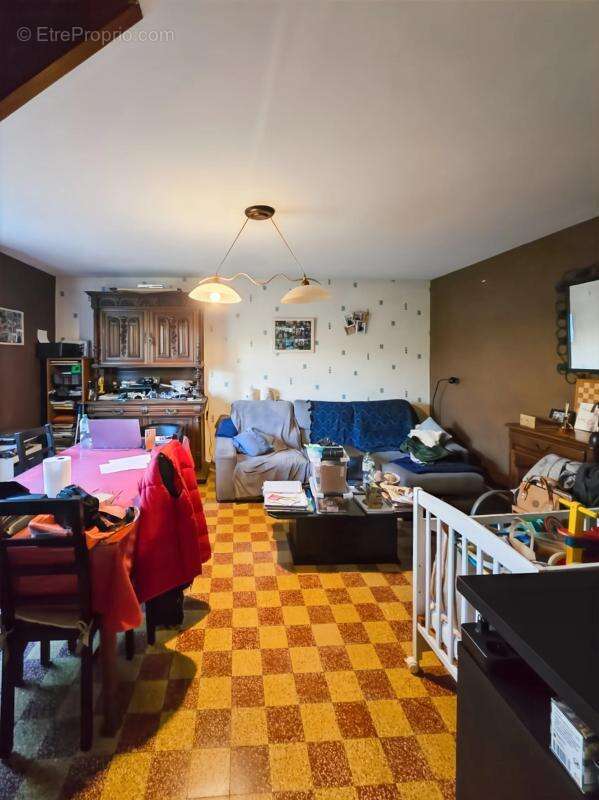 Maison à MONTREUIL-BELLAY