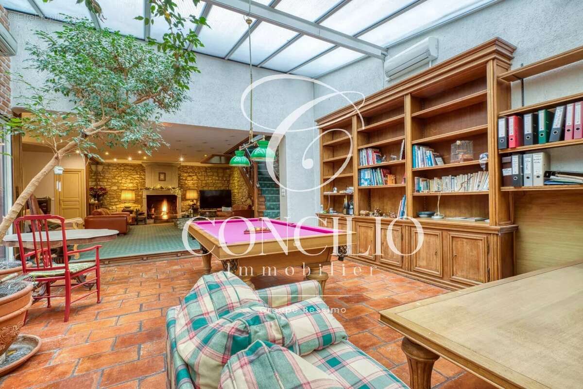 Maison à PARIS-18E