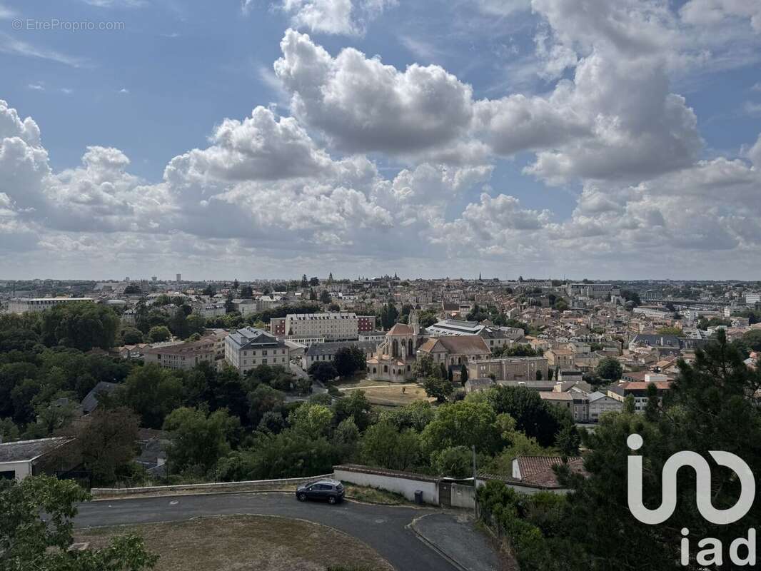 Appartement 106 m² à Poitiers  - photo 5