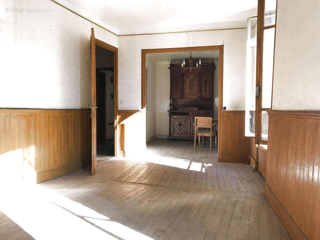 Maison à SARRANCOLIN