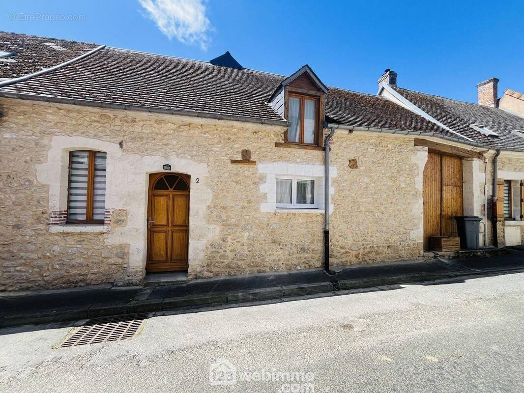 Charmante maison en pierres pleine d'authenticité - Maison à SAINT-THOMAS