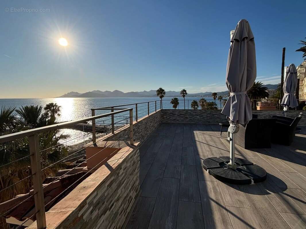 Appartement à CANNES