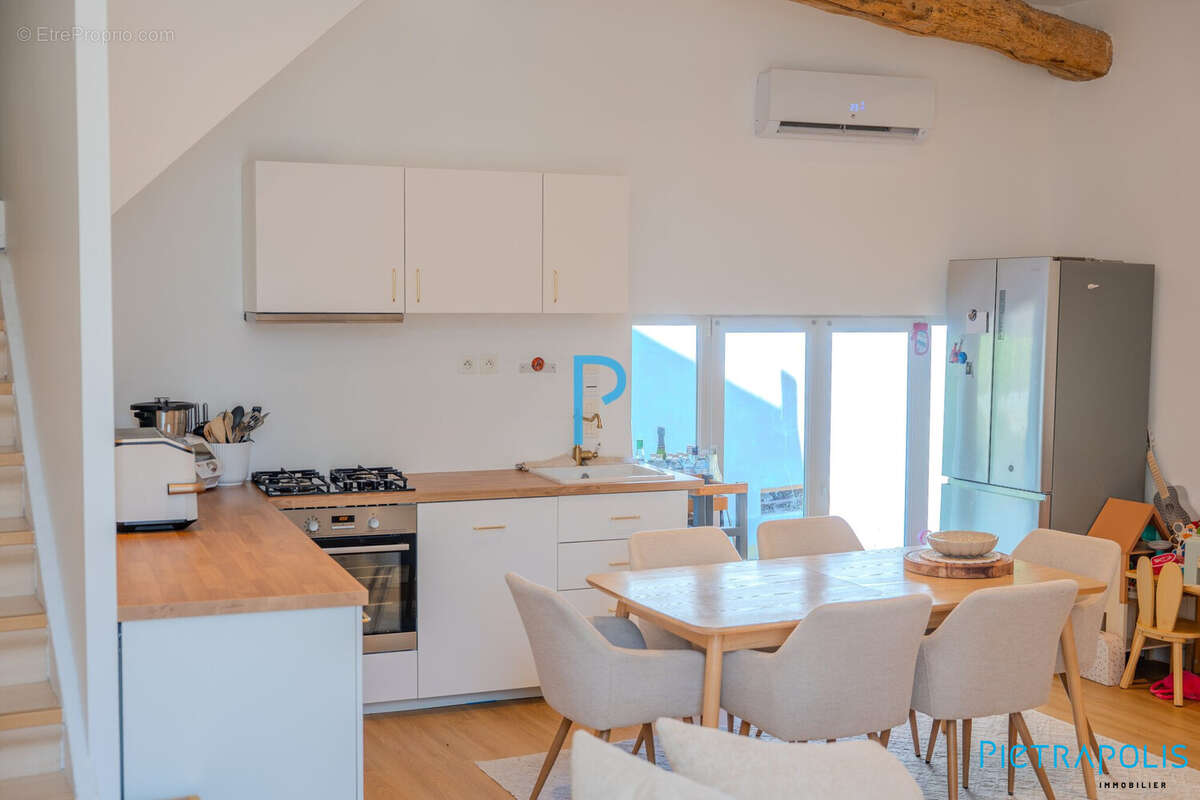 Maison 100 m² à Pontcharra-Sur-Turdine  - photo 5
