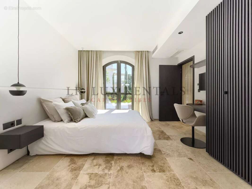 Maison à ANTIBES